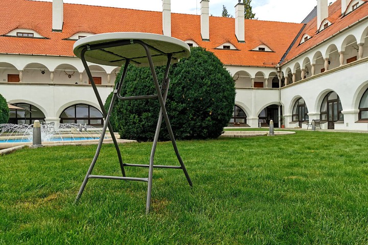 бар маса за кухнята